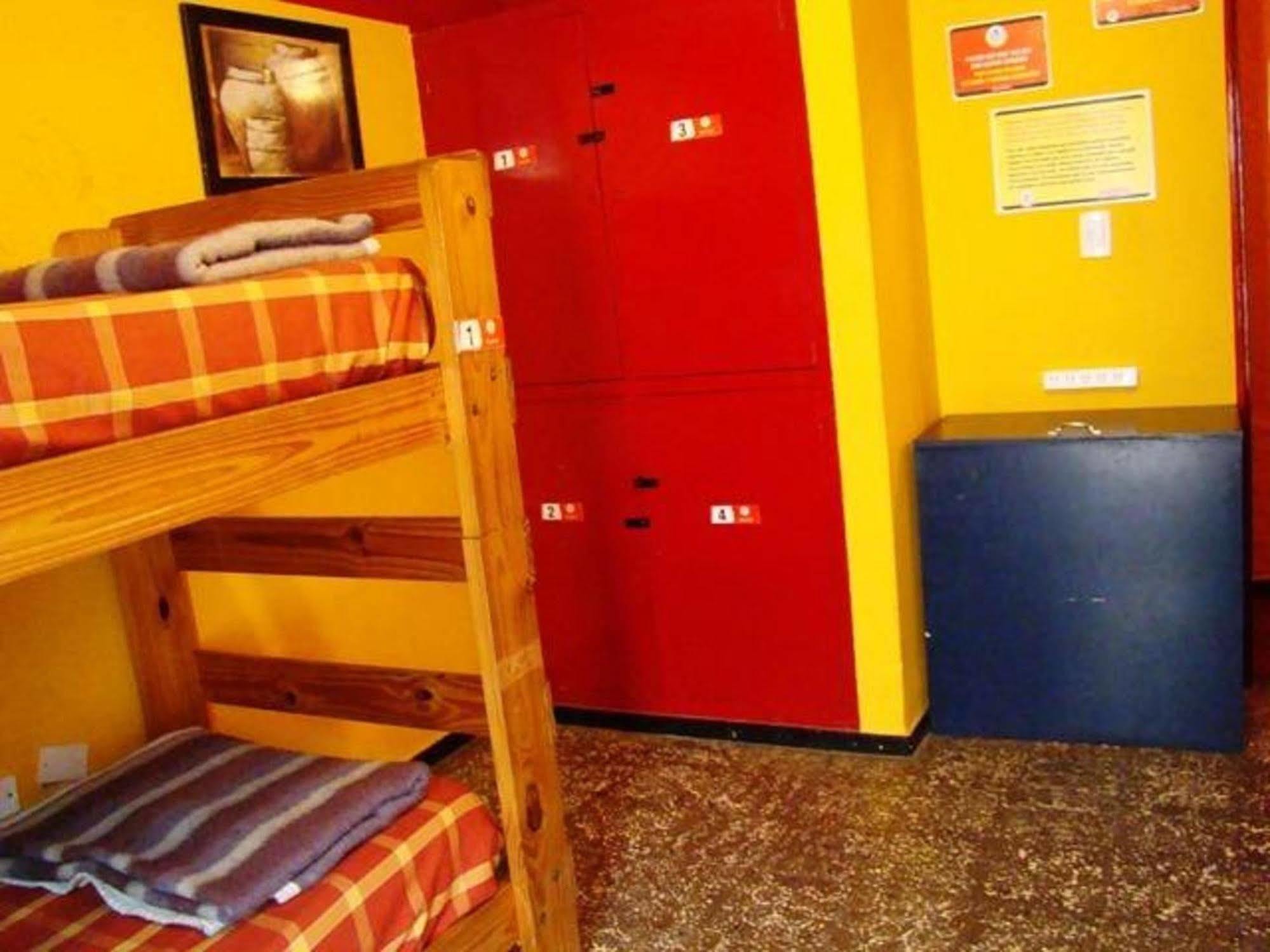 Hostel Internacional Mendoza Dış mekan fotoğraf