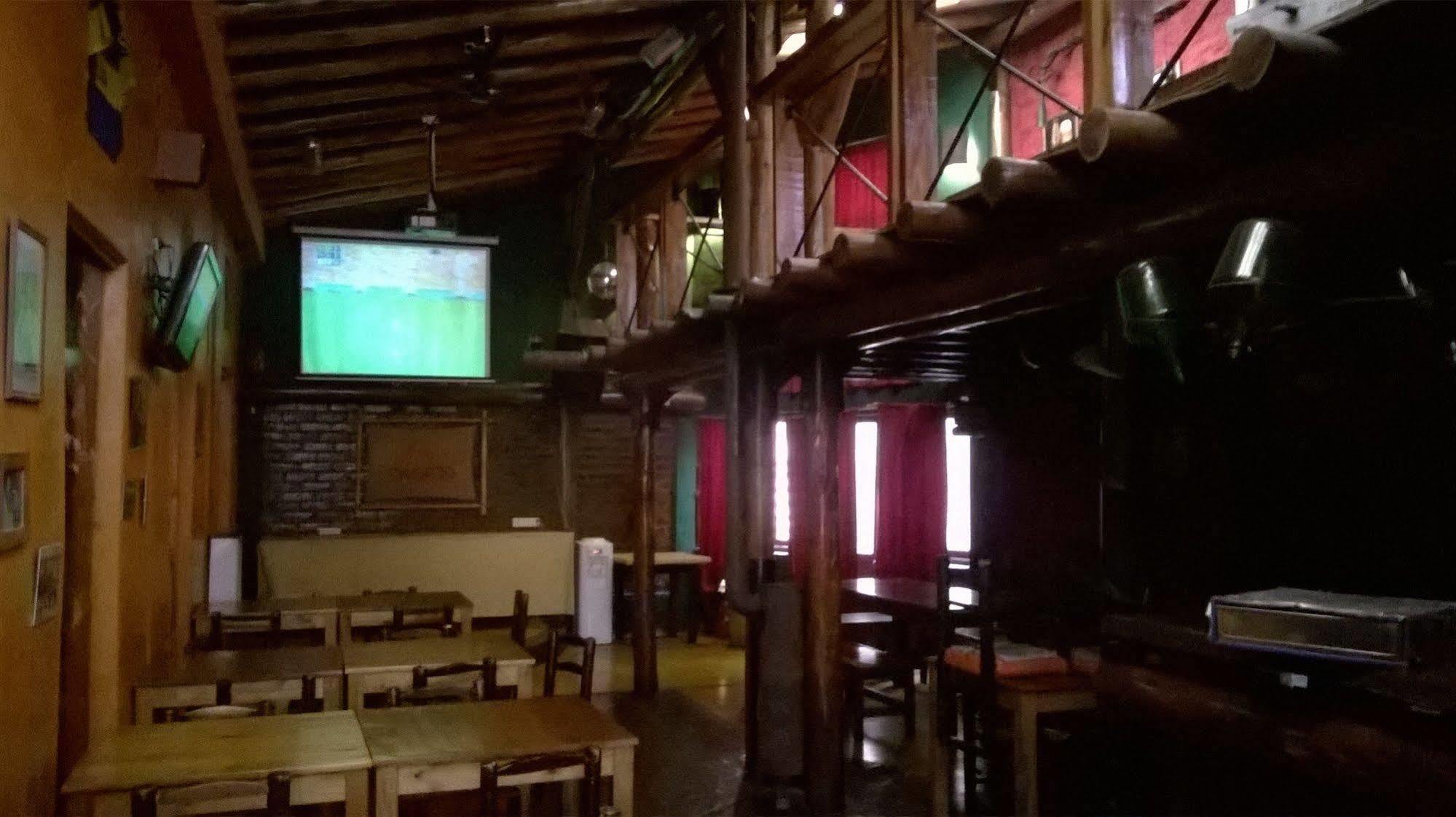 Hostel Internacional Mendoza Dış mekan fotoğraf
